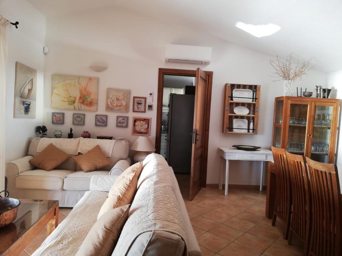 La Sima Con Piscina Vista Mare Sardegna Villa San Pantaleo