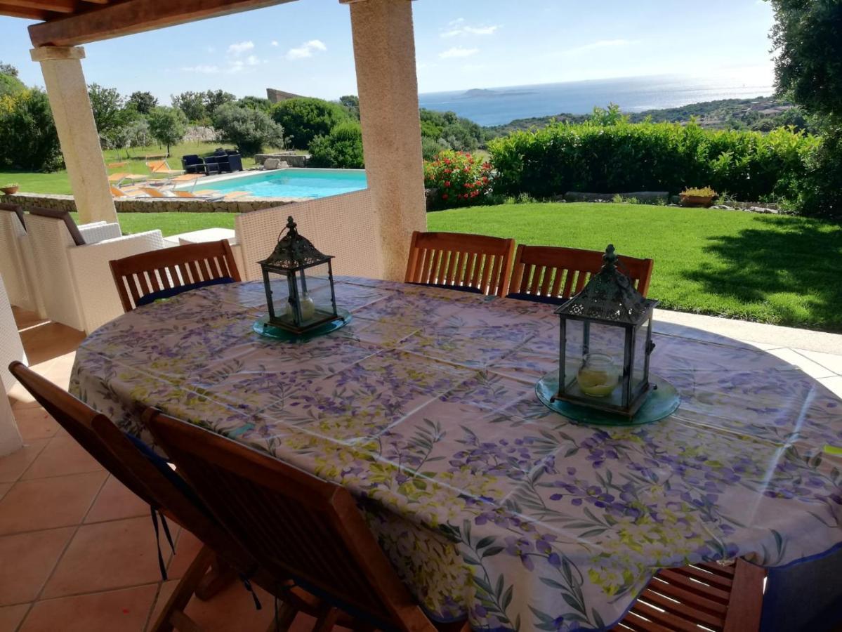 La Sima Con Piscina Vista Mare Sardegna Villa