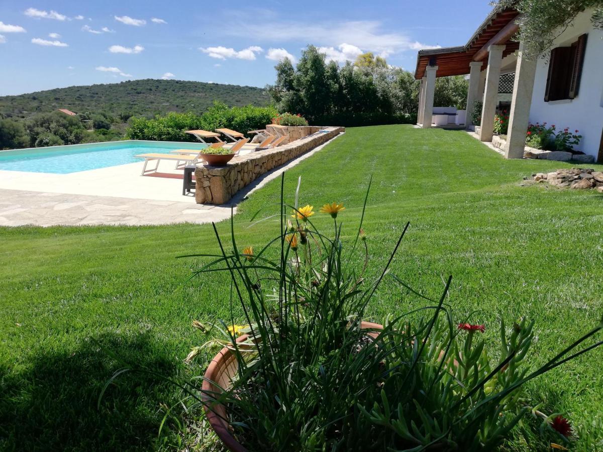 La Sima Con Piscina Vista Mare Sardegna